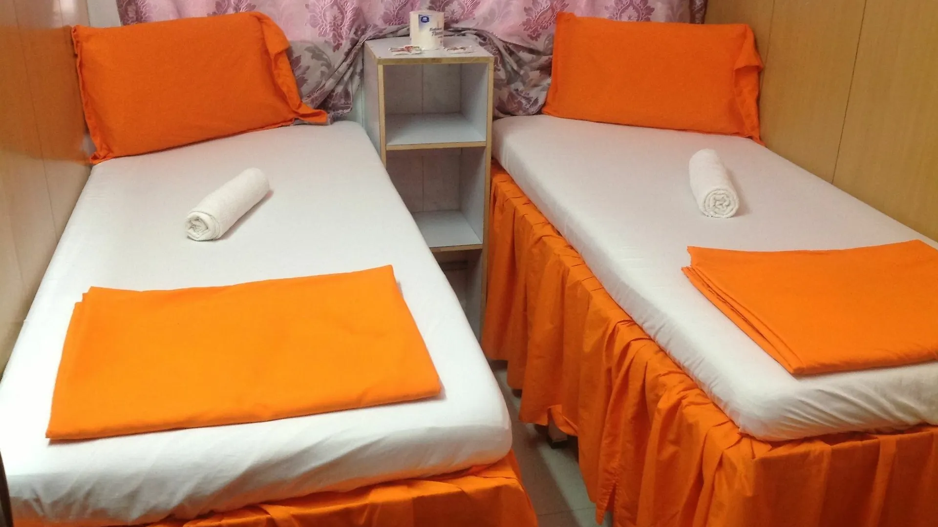 Head Sun Guest House Kowloon